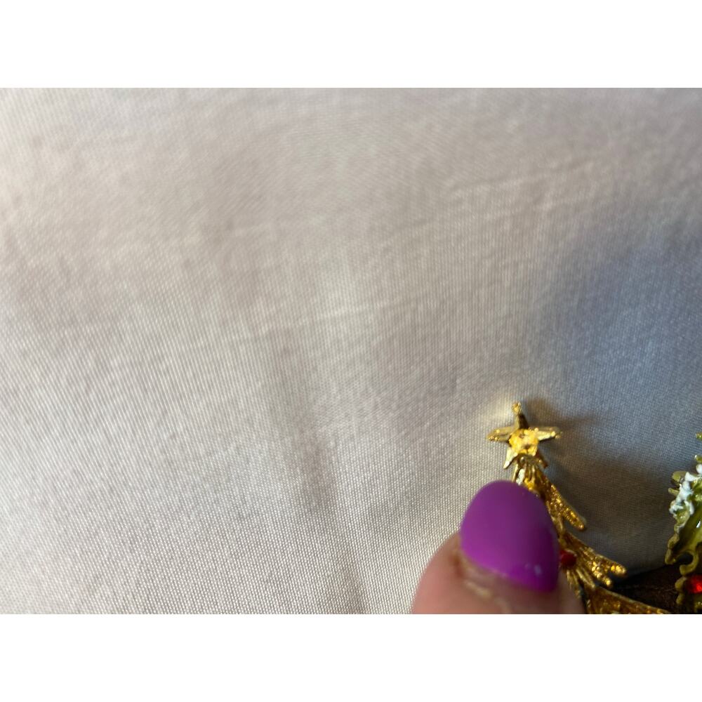 Cheistmas pins (2) - Picture 2 of 5